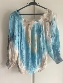 FOREVER 21 タイダイ柄 オフショルダー トップス