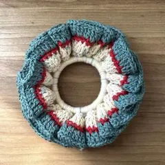 ハンドメイド ボリュームたっぷり♩ 手編みシュシュ ヘアアクセサリー かぎ編み