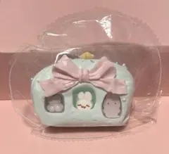 Item thumbnail for item 5838f2c3-6af8-40fb-b877-3b033fbab91b