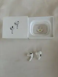 2025年最新モデルAirPods Pro 3 本体（左右両耳）充電ケースなし