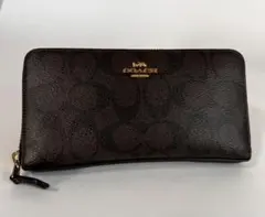 coach長い財布レディース