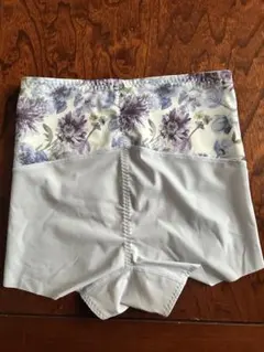 Wacoal 骨盤ガードル フラワー柄