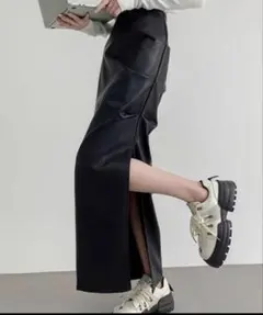 SHEENA サイドスリットエコレザー タイトスカート Mサイズ タグ付き