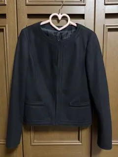 美品【UNITED ARROWS】ノーカラージャケット ブラック 38のサムネイル