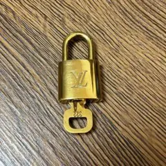 美品　LOUIS VUITTON ルイヴィトン　パドロック　南京錠