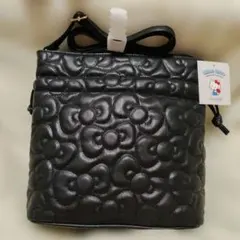 ハローキティ　ITS' DEMO イッツデモ コラボ　リボン　キルト　バッグ