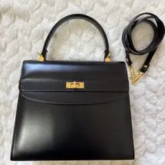 黒のショルダーフォーマルバック　ゴールド金具ハンドバッグ　2way ZURRON