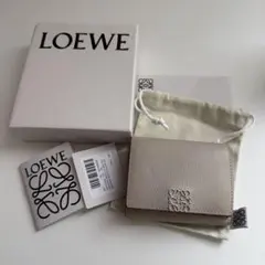 LOEWE アナグラム トライフォールド ウォレット（ペブルグレインカーフ）