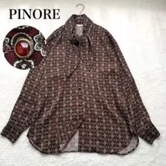 PINORE リボンタイ付とろみブラウス 総柄 レトロ 装飾ボタン