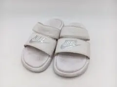 Item thumbnail for item 055944a5-4daf-4e68-a10c-ac6d23dcc8c4