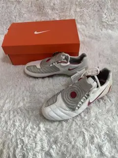 ナイキ トータル90 レーザーII K-FG 24cm 新品タグ付き 訳あり特価