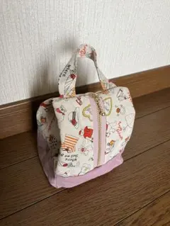 持ち手付きボックスポーチ