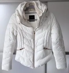 超美品★ZARA★ホワイトダウンジャケットのサムネイル