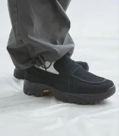 VIBRAMソールリアルレザースウェードローファースニーカー