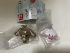 サンリオキャラクターズ　めじるしアクセサリー　しろうさ　くろうさ　2点