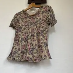 Laura Ashley シルク100% フラワー柄ブラウスのサムネイル
