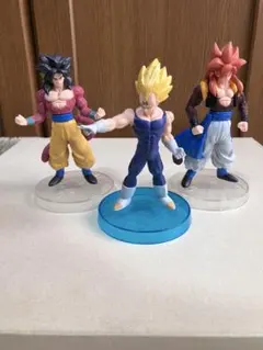 ドラゴンボールフィギュア 3点台座付き