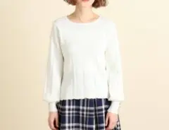 グローブ　柄編み袖口　プルオーバー　ニット　オフホワイト　オペーク　インデックス