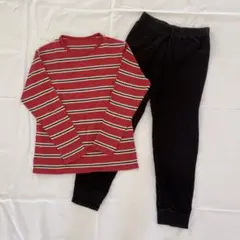 UNIQLO 140cm ウルトラストレッチセット ボーダー ブラック×レッド