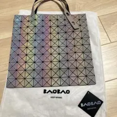 BAOBAO illusion トートバッグ ホワイトベース - メルカリ