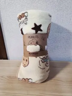 【新品】スヌーピー サンゴマイヤー毛布《クリーム》 (140cm✕190cm)