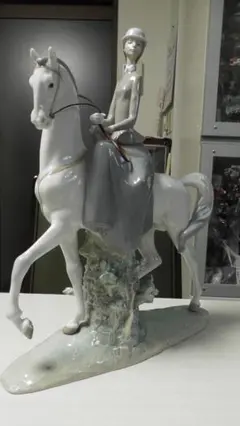 LLADRO　リヤドロ　【白い馬の少女】１３　H=45ｃｍ　リアドロ　L483