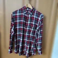 ユニクロ　赤と黒のチェック柄ネルシャツ