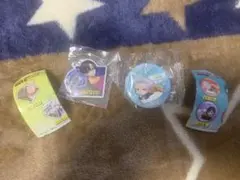 サカモトデイズ 楽 缶バッジ ラバーチャーム 真冬 くら寿司