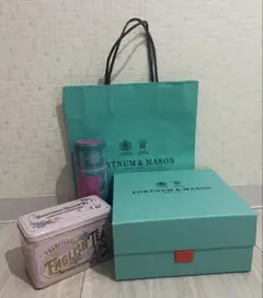 ꕤ FORTNUM＆MASON 木箱 2点 フォートナム＆メイソン ꕤ - メルカリ