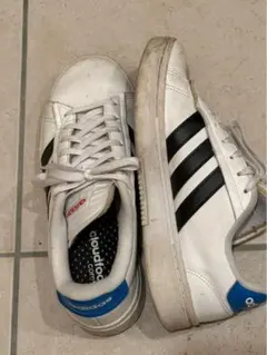 adidas スニーカー cloudfoam ホワイト/ブラック