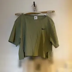 NIKE リブ素材 半袖Tシャツ カーキ Sサイズのサムネイル