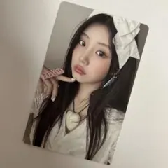 illit ウォンヒ not cute anymore 封入 トレカ