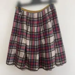 ロイスクレヨンチェック柄プリーツスカート
