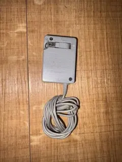 ニンテンドー3DS/2DS ACアダプター