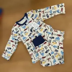 車デザイン 腹巻き付き　長袖パジャマ 90サイズ