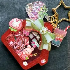 ♡苺のおうちのシェイカーキーホルダー♡