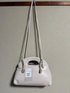 新品☆未使用　PECHINCHAR ペシンシャ　ショルダーバッグのサムネイル