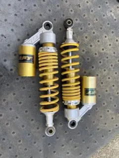 ヤマハ XJR400 4HM 純正サスペンション 流用等にも ヤマハ XJR400 4HM 純正サスペンション 流用等にも - メルカリ
