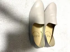 H.E.P. フラットシューズ ベージュのサムネイル