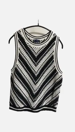 GAP ニットベスト Mサイズのサムネイル