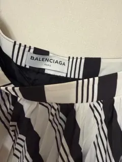 正規品　BALENCIAGA バレンシアガ　スカート36のサムネイル