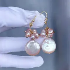【本真珠】天然無染色ピンクツヤ淡水バロックパールの美しいピアス
