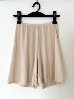 未着用　UNIQLO エアリズム キュロットペチコートSサイズ　ベージュ
