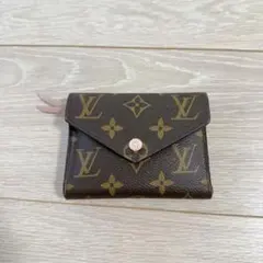 ルイヴィトン モノグラム ポルトモネロザリ フューシャ 財布 カード