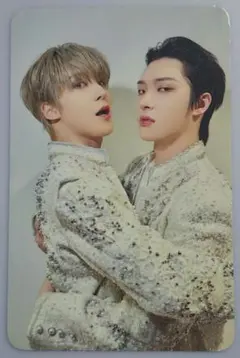 ATEEZ アチズ　ユノ　makestar ATEEZ WITNESS makestar トレカ ユノ - メルカリ