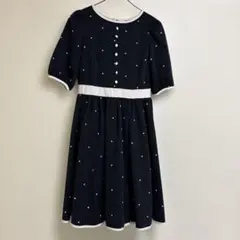 アンミール ワンピース 黒 半袖のサムネイル