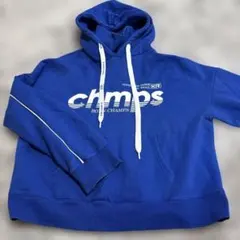 青いフード付きパーカー chmps