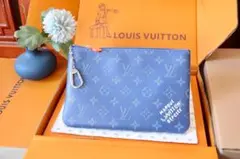 LOUIS VUITTON ブルー フラグメントケース
