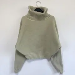 ✨美品✨　ムルーア　ニットセーター　ハイネック　クロップド