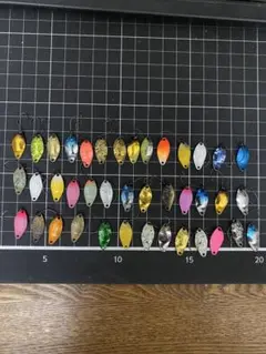 ハントグランデ　1.0グラム　32枚セット　エリアトラウト　バンナ1.7セット 2025年最新】バンナ 1.7の人気アイテム - メルカリ